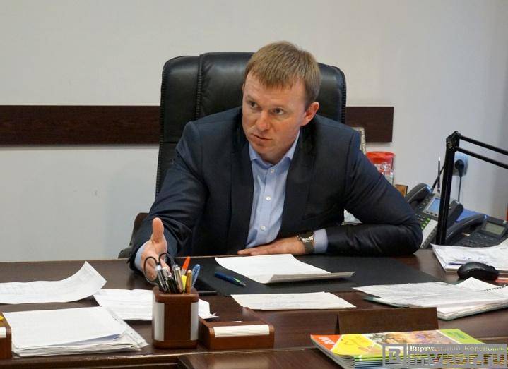 18 декабря 2018 года мэр Кореновска сложил свои полномочия на внеочередной сессии городского Совета