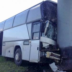 28 апреля 2016 года в Кореновском районе автобус въехал в опору моста