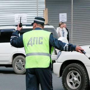 В Выселковском районе работники кореновской роты ДПС задержали машину с наркотиками 28 августа 2013 года