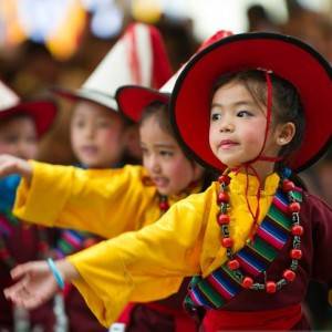Как воспитывают детей в Тибете