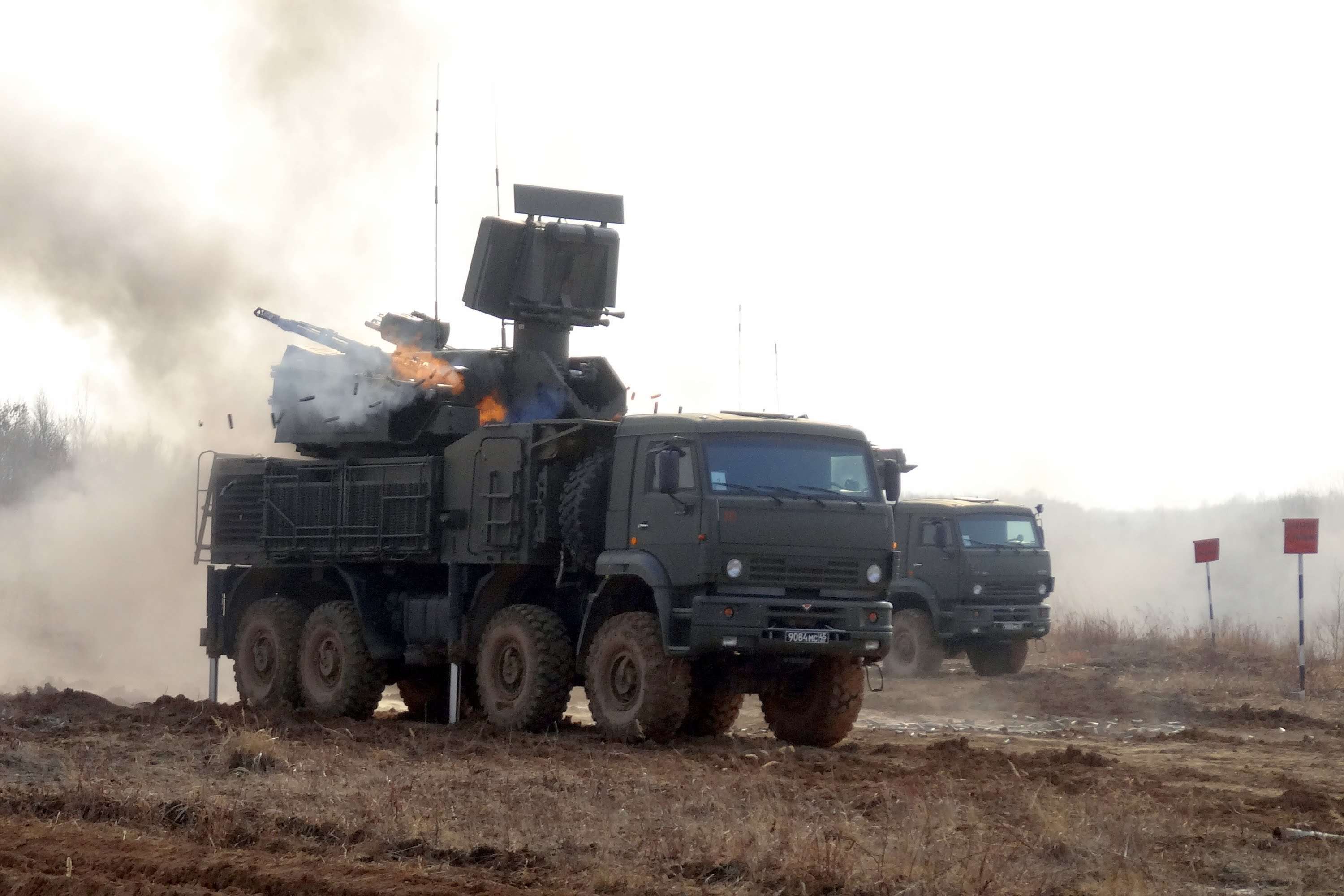 Боевые стрельбы «Панцирь-С» (Field firing Pancir-S during military exercises in Primorye)